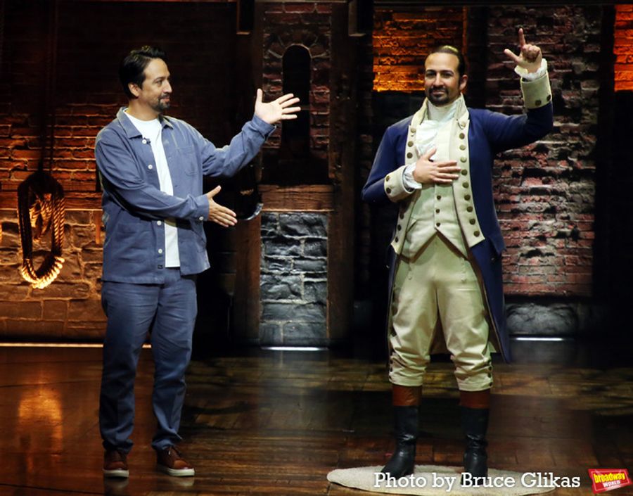 Photos: Lin-Manuel Miranda Poses With His New Wax Figure  Image