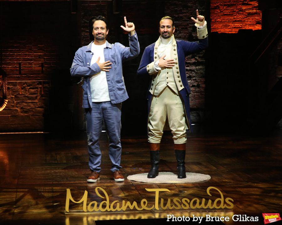 Photos: Lin-Manuel Miranda Poses With His New Wax Figure  Image