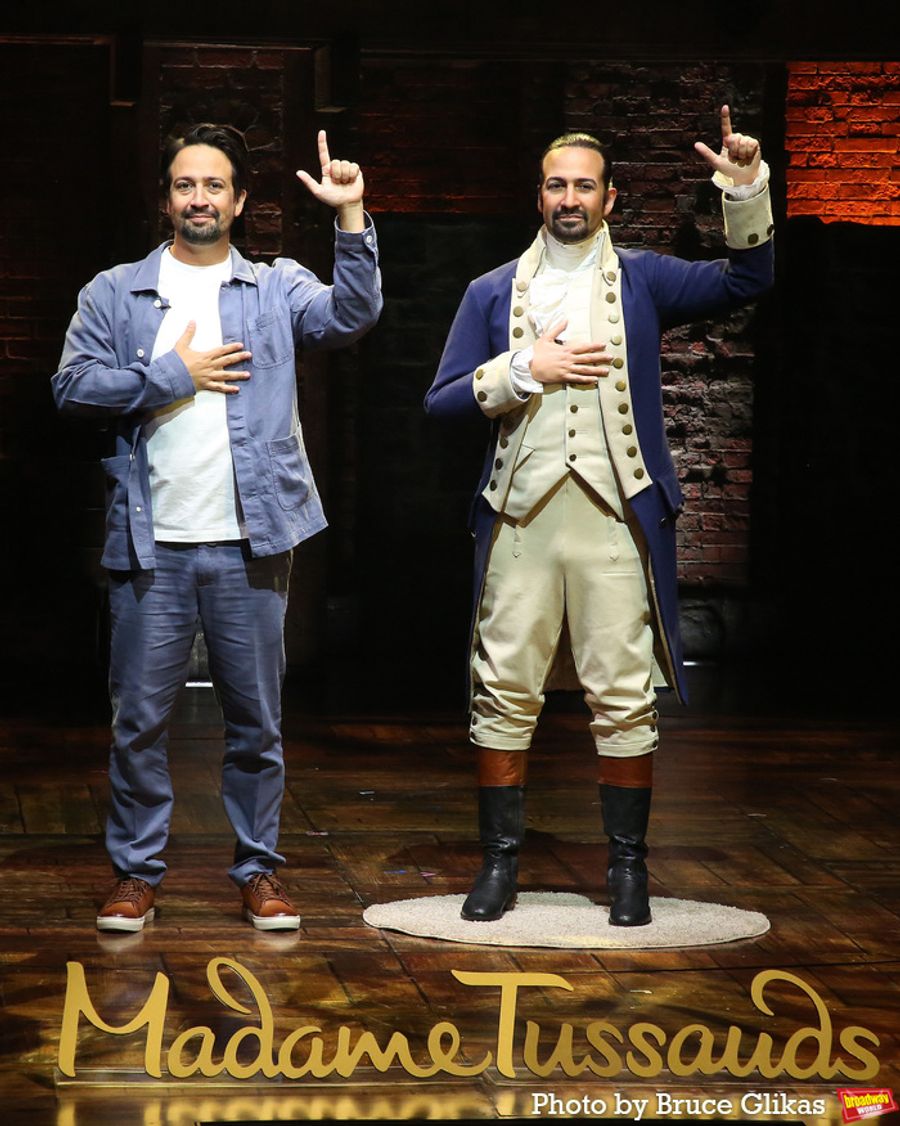 Photos: Lin-Manuel Miranda Poses With His New Wax Figure  Image
