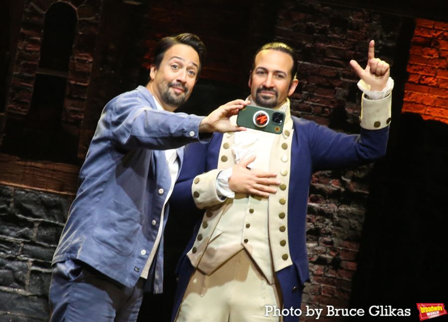 Photos: Lin-Manuel Miranda Poses With His New Wax Figure  Image