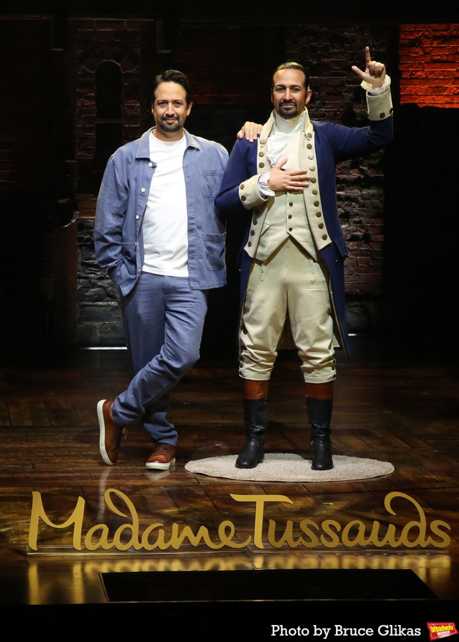 Photos: Lin-Manuel Miranda Poses With His New Wax Figure  Image