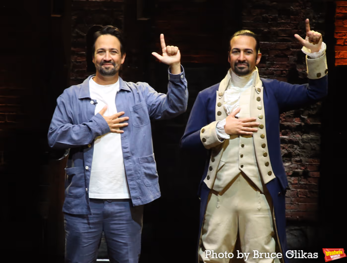 Photos: Lin-Manuel Miranda Poses With His New Wax Figure  Image