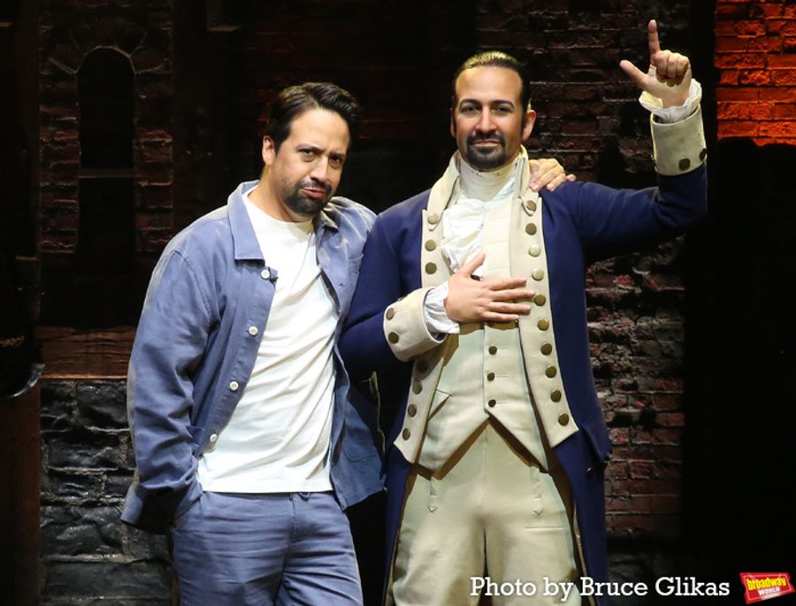 Photos: Lin-Manuel Miranda Poses With His New Wax Figure  Image