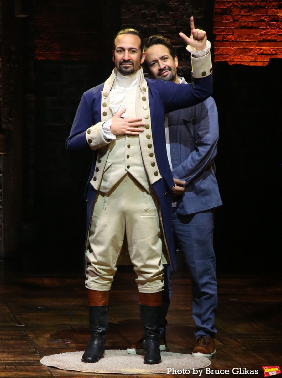 Photos: Lin-Manuel Miranda Poses With His New Wax Figure  Image