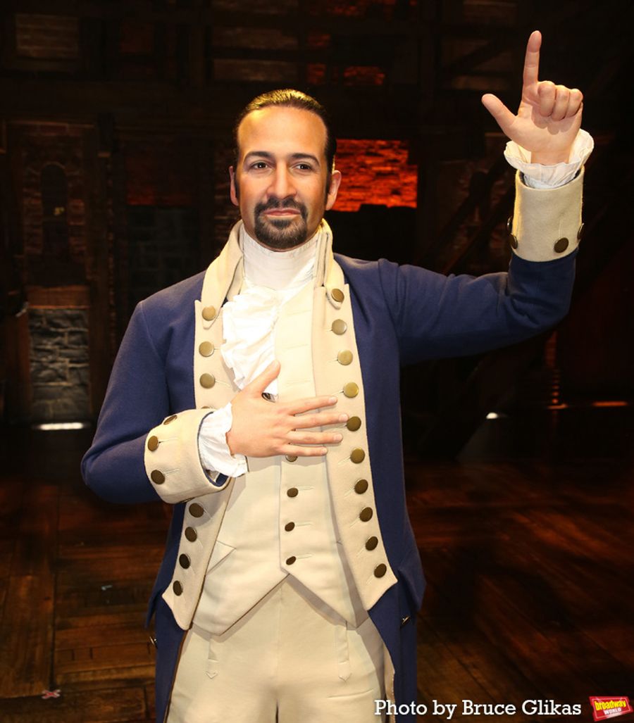 Photos: Lin-Manuel Miranda Poses With His New Wax Figure  Image