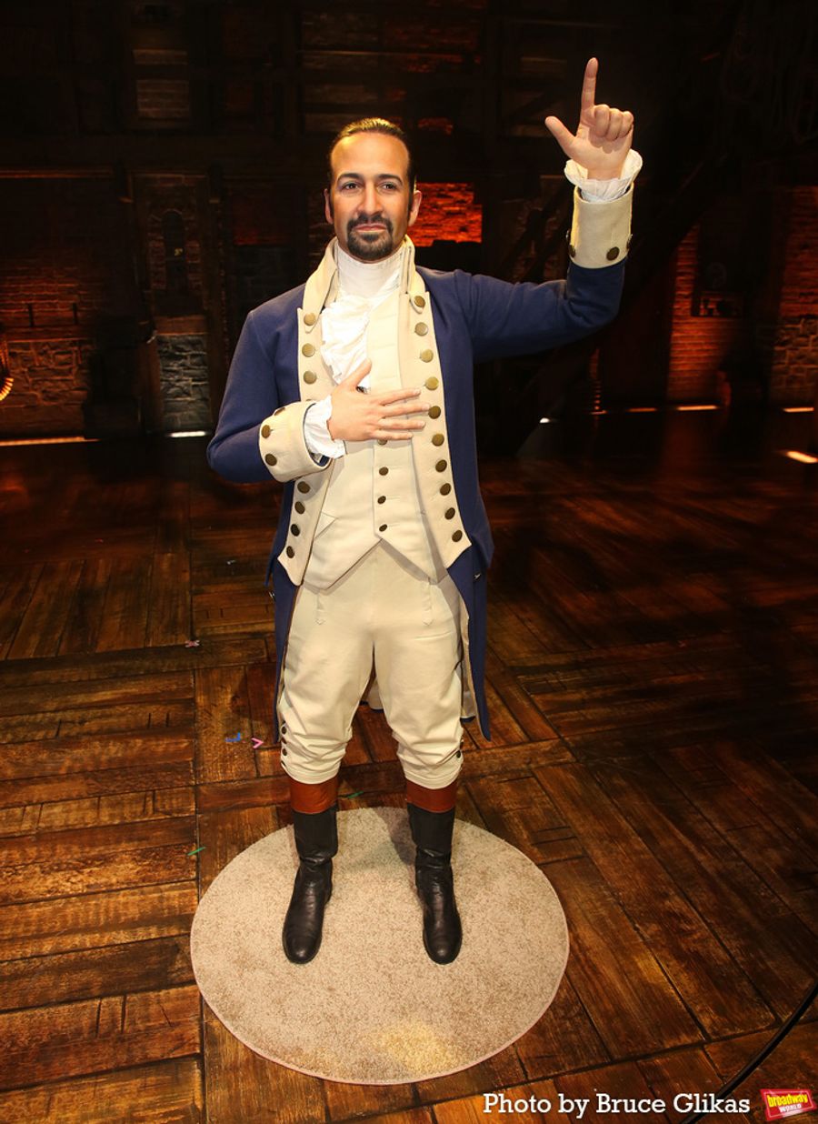 Photos: Lin-Manuel Miranda Poses With His New Wax Figure  Image