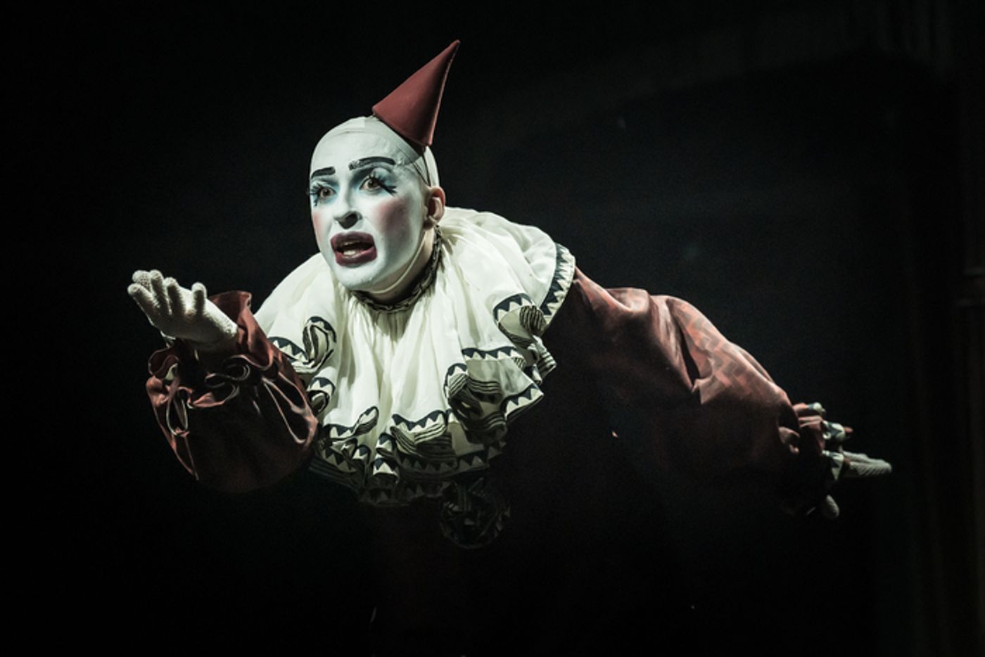 Photos: Hannah Dodd and Rob Madge in a New Look at CABARET at the Kit Kat Club  Image