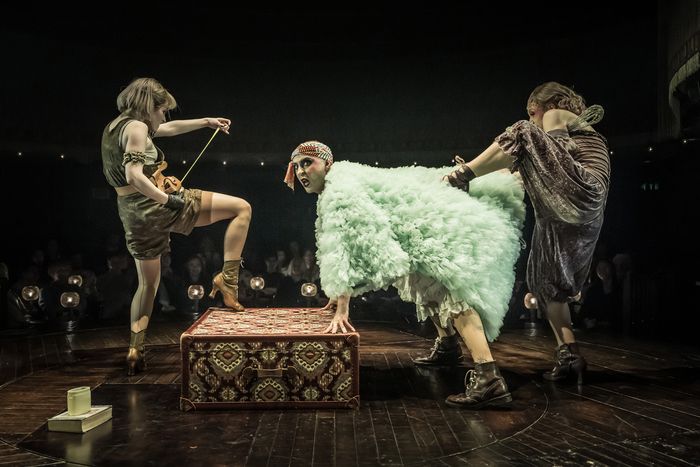 Photos: Hannah Dodd and Rob Madge in a New Look at CABARET at the Kit Kat Club — photo 2 of 10