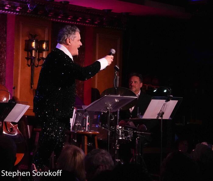 Review: ISAAC MIZRAHI SURVIVES DEMOCRACY at 54 Below: Lovable, Bawdy, & Honest Image