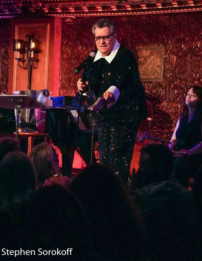 Review: ISAAC MIZRAHI SURVIVES DEMOCRACY at 54 Below: Lovable, Bawdy, & Honest Image