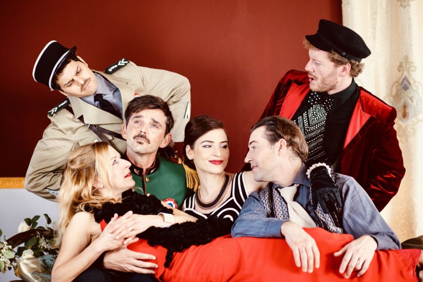 Previews: GANZ PARIS TRÄUMT VON DER LIEBE at Metropol Theater BREMEN  Image