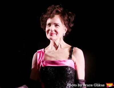 Elizabeth McGovern as "Ava Gardner" Photo