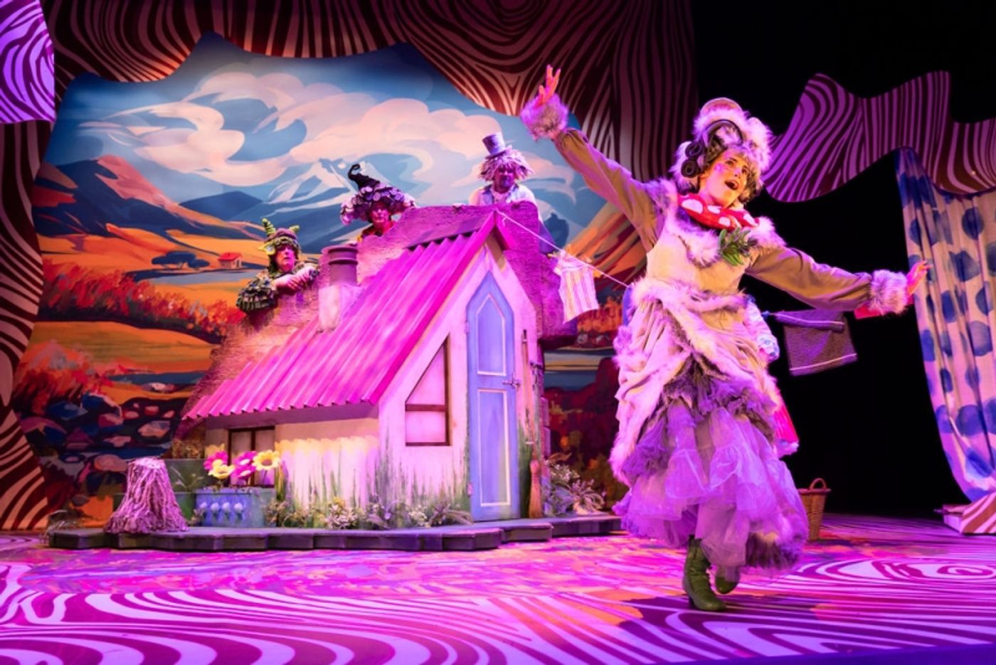 Review: THE BADDIES, Cadogan Hall  Image