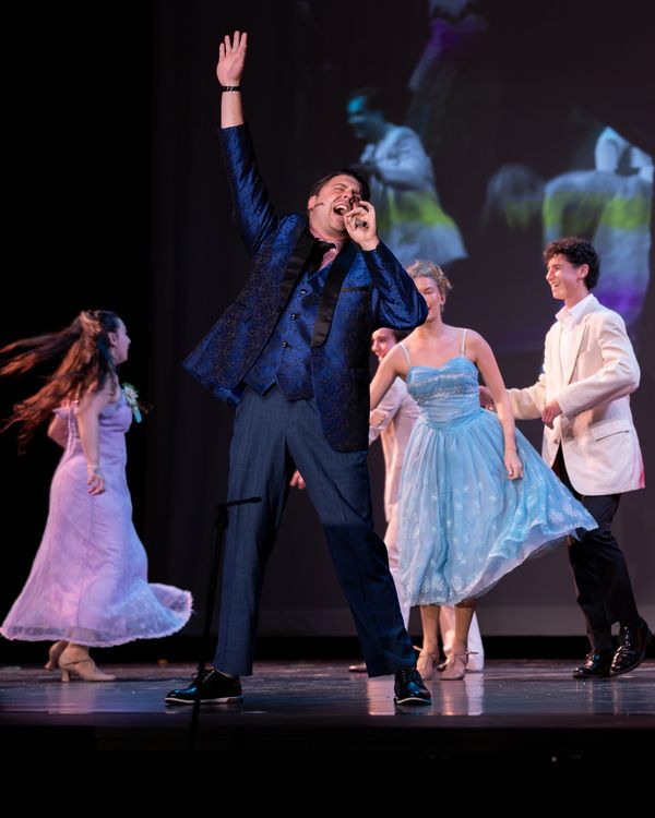 Photos: New Paradigm Theatre to Present HAIRSPRAY at Stratford High School  Image