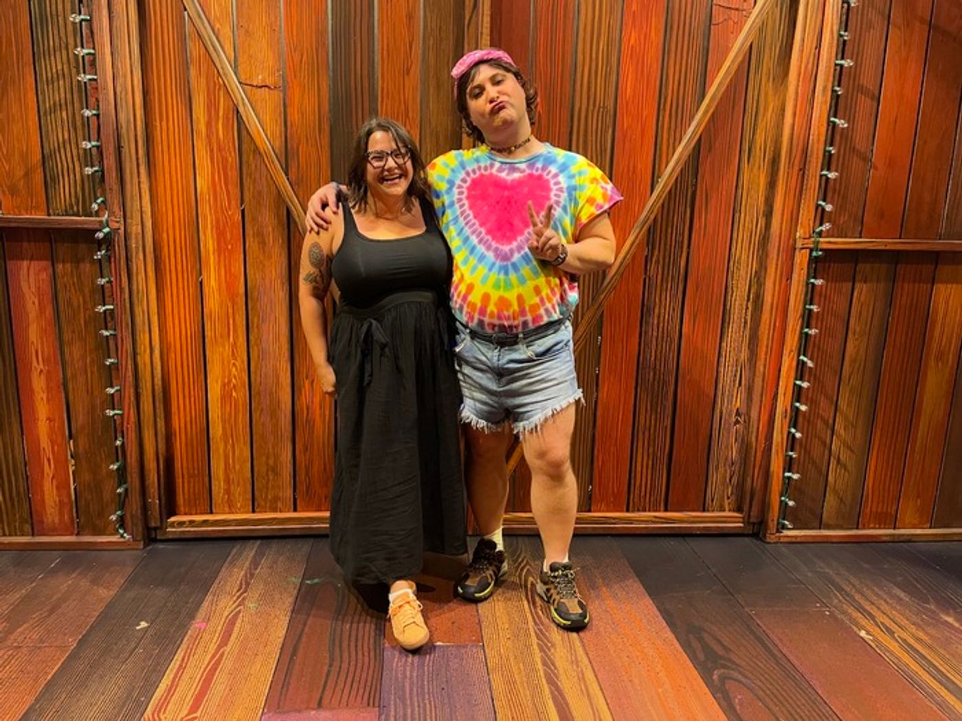 Photos: 2 Stars of THE PARENT TRAP Visit GINGER TWINSIES Photos: 2 Stars of THE PARENT TRAP Visit GINGER TWINSIES Image