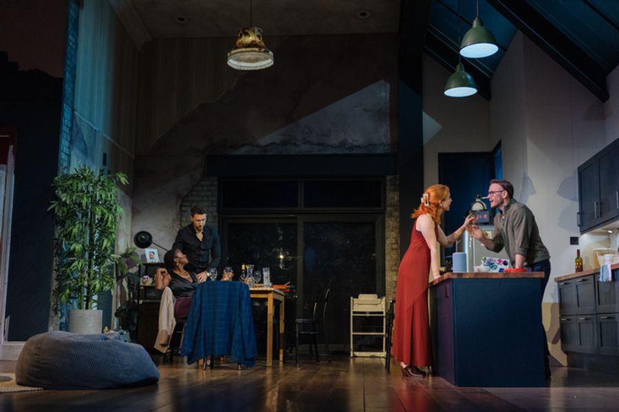 Photos: First Look at 2:22 - A GHOST STORY New UK Tour Cast Image