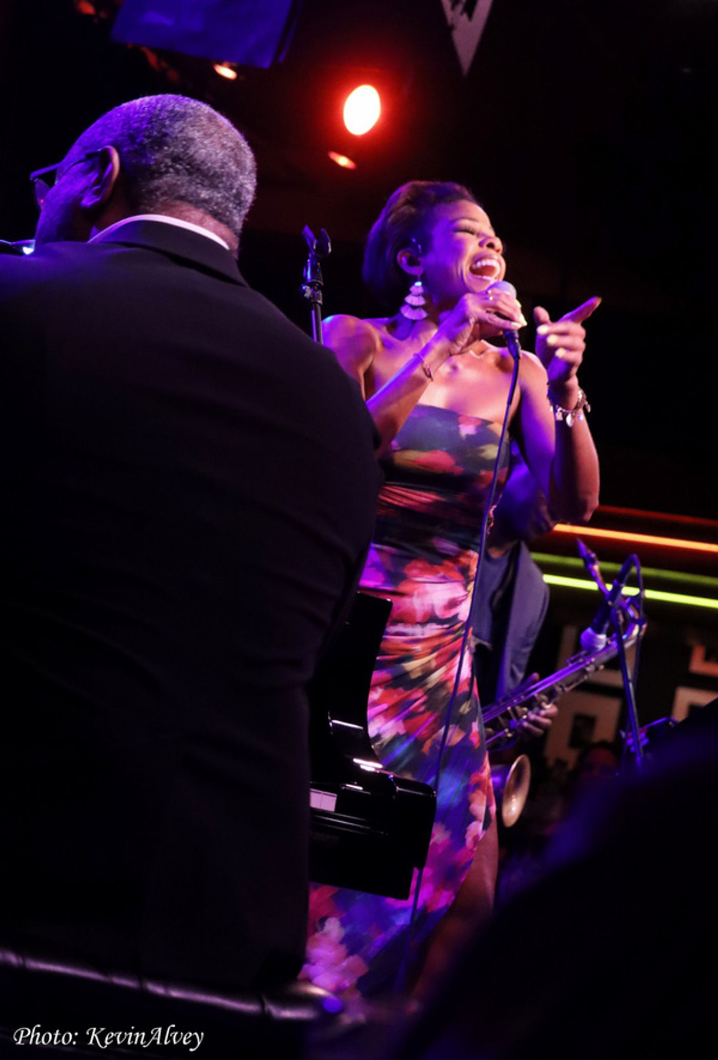 Photos: Nicole Henry Performs at Birdland  Image