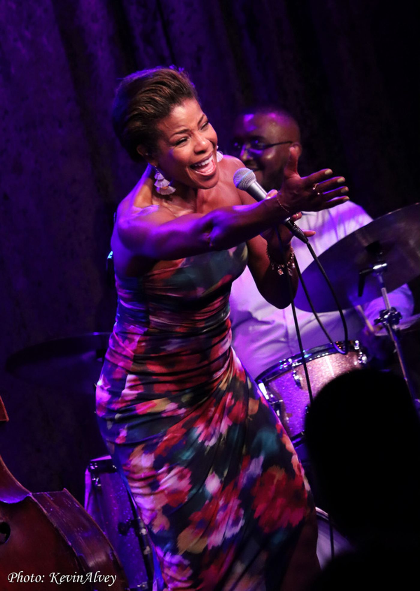 Photos: Nicole Henry Performs at Birdland  Image