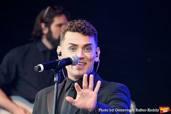 Michael Longoria Photo