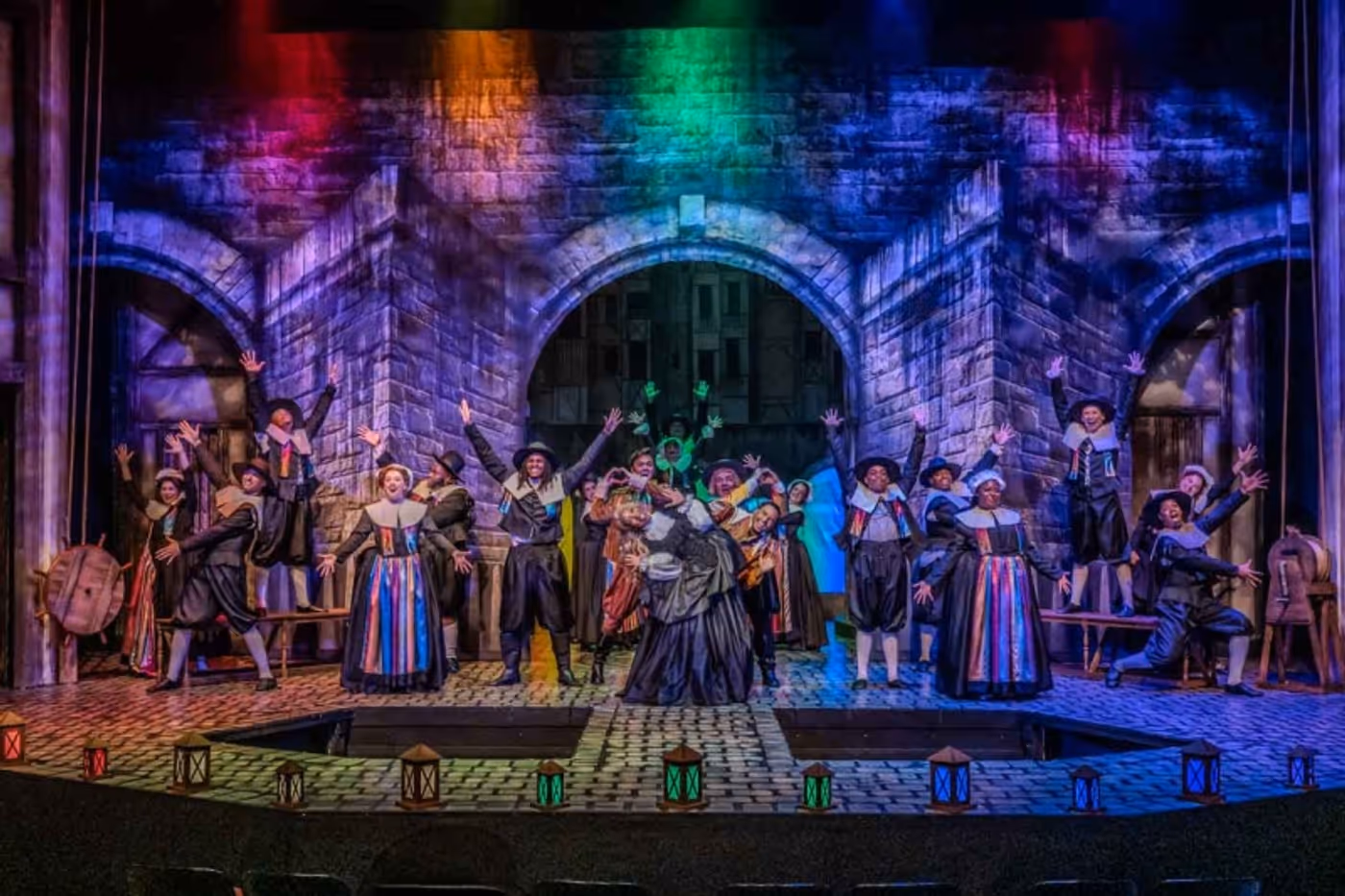 Review: SOMETHING ROTTEN! at Theatre Memphis  Image
