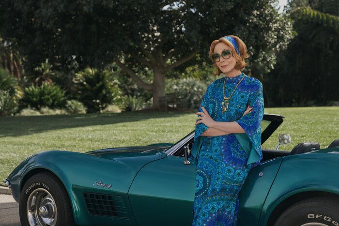 Photos: First Look at Kristen Wiig, Carol Burnett & More in PALM ROYALE Season 2 — photo 12 of 13