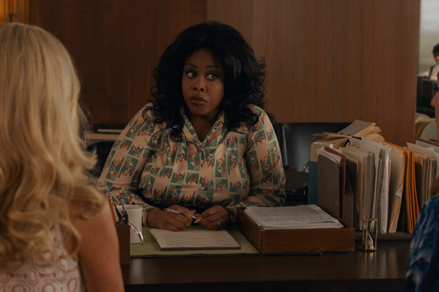 Photos: First Look at Kristen Wiig, Carol Burnett & More in PALM ROYALE Season 2  Image