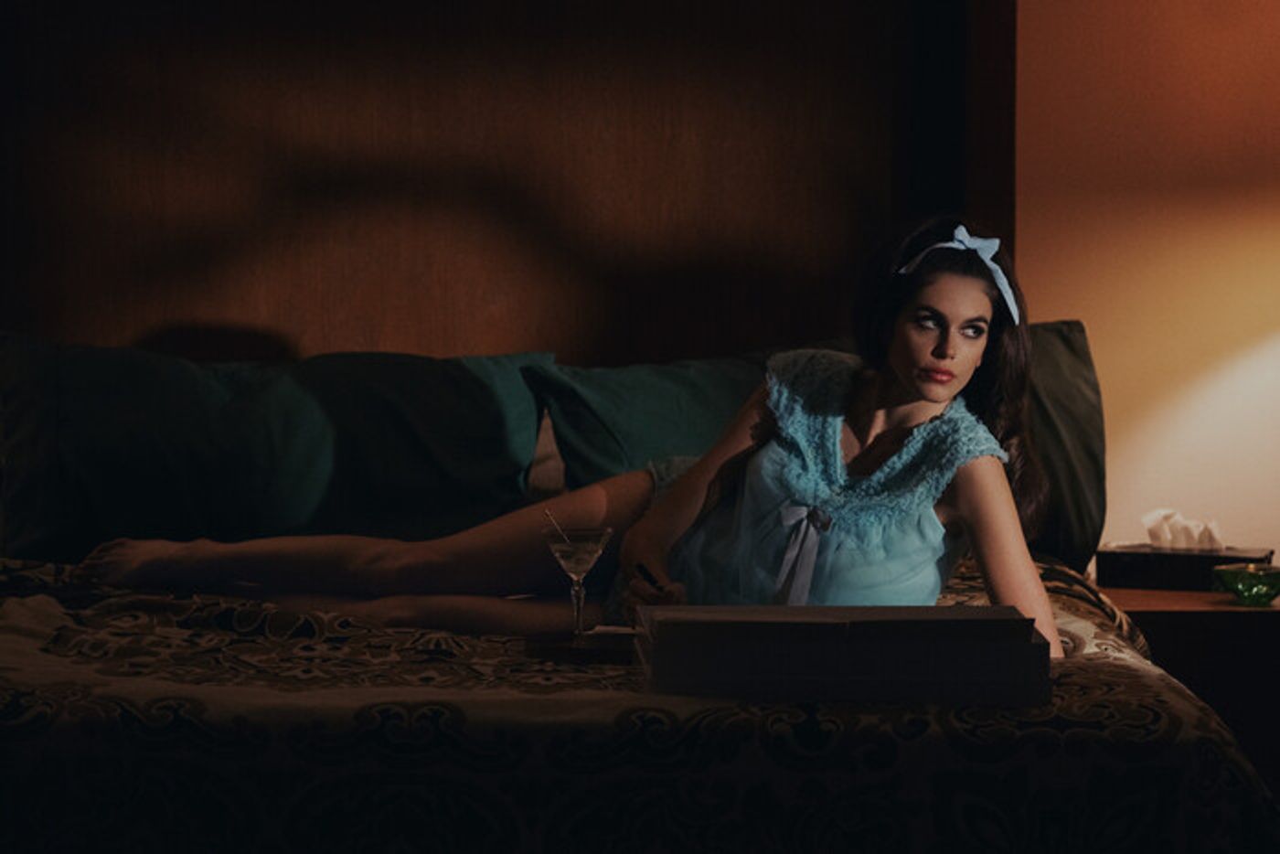 Photos: First Look at Kristen Wiig, Carol Burnett & More in PALM ROYALE Season 2  Image