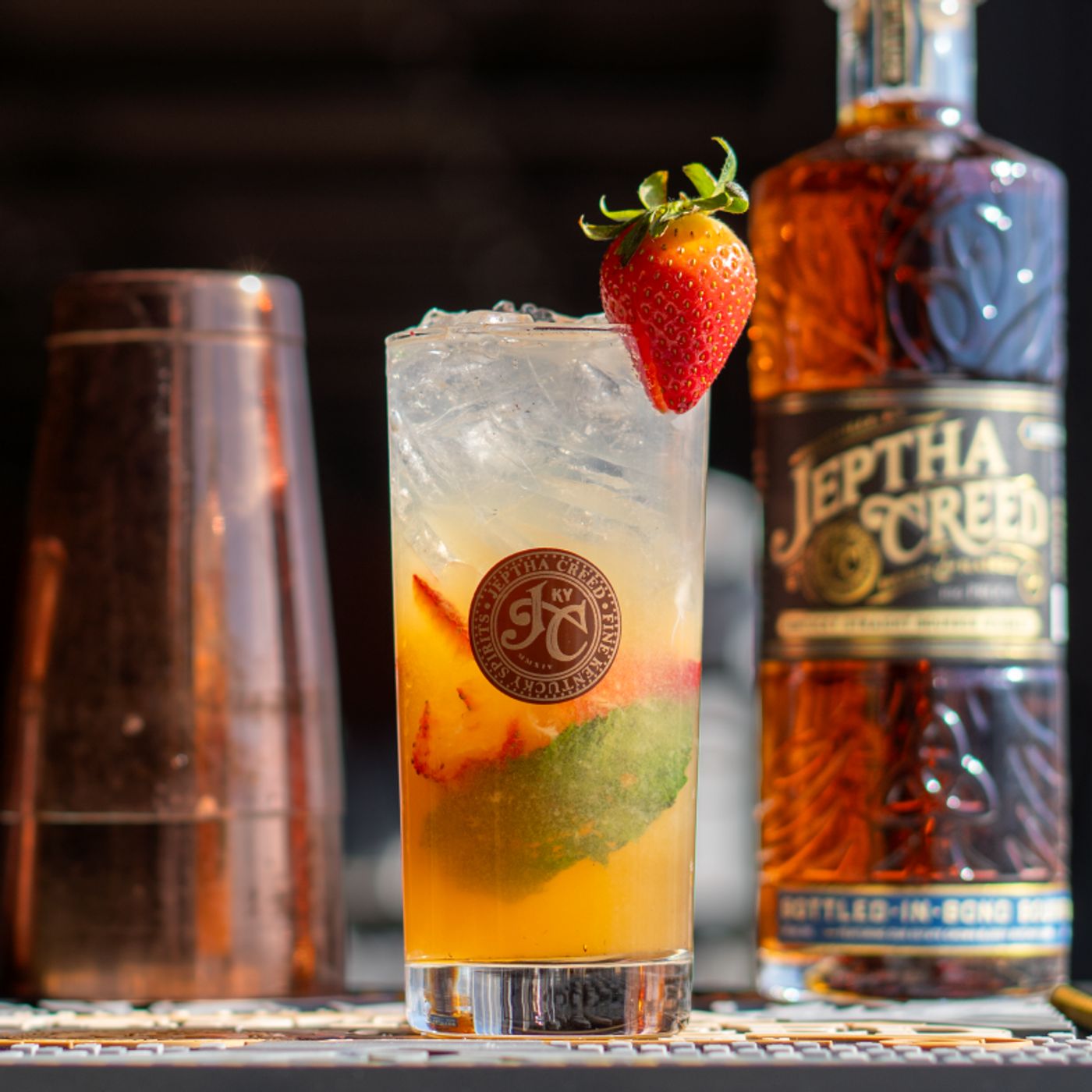 6 Cocktail Recipes for a Perfect Labor Day Weekend  Image