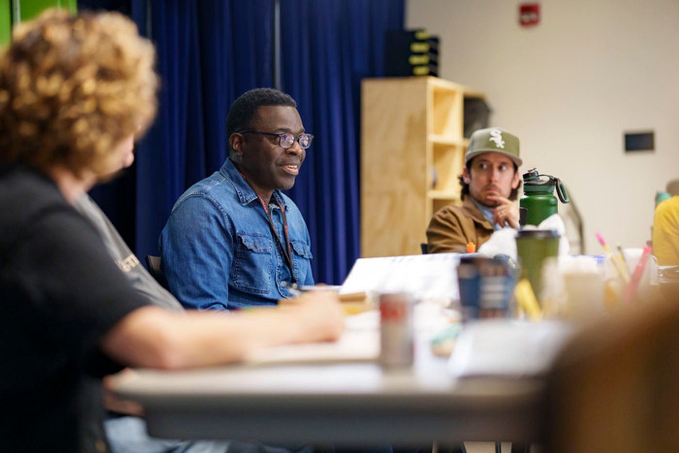 Photos: Jenna Fischer and More in Rehearsals for ASHLAND AVENUE at Goodman Theatre Photos: Jenna Fischer and More in Rehearsals for ASHLAND AVENUE at Goodman Theatre Image