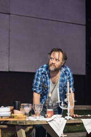 Sam Troughton Photo