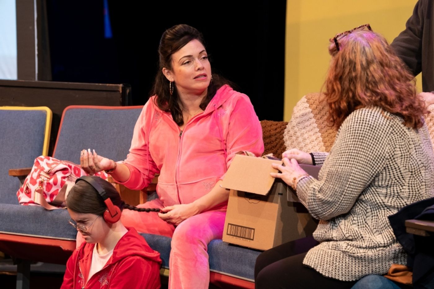Review: AMY AND THE ORPHANS at Ground Floor Theatre  Image