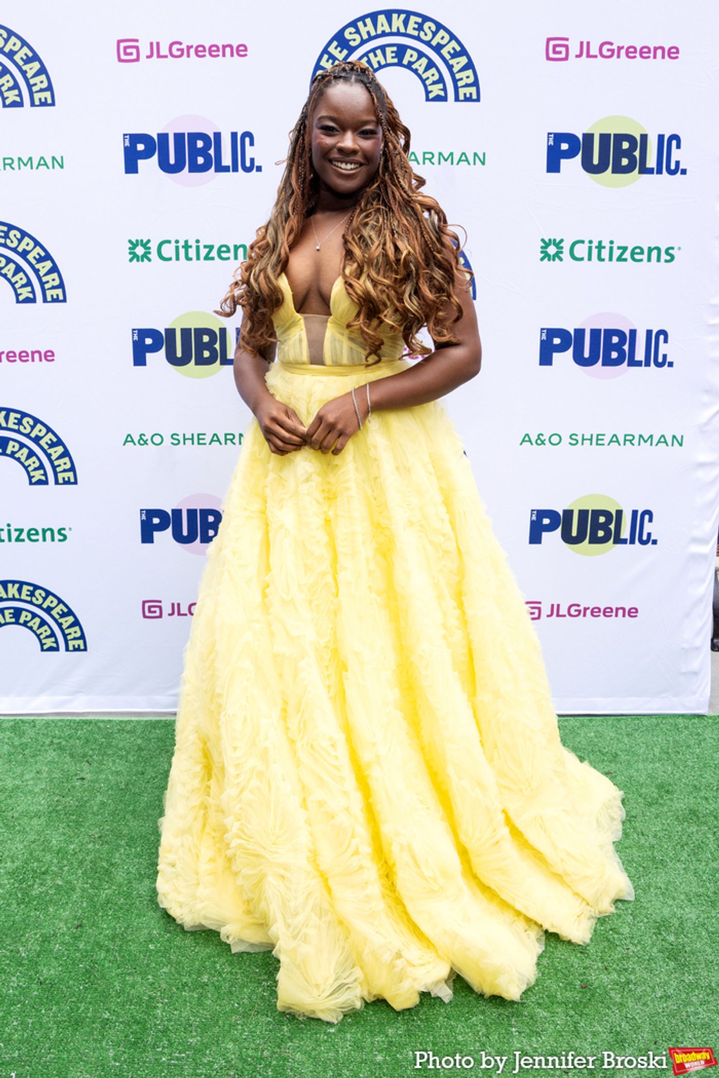 Photos: TWELFTH NIGHT Cast Celebrates Opening Night in the Park  Image