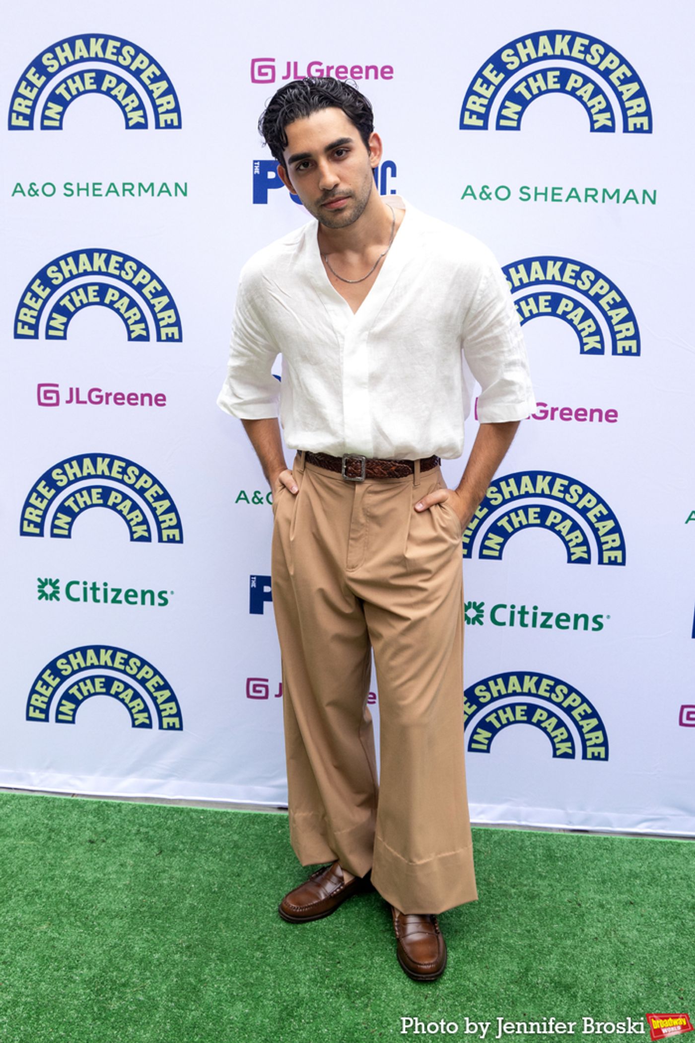 Photos: TWELFTH NIGHT Cast Celebrates Opening Night in the Park  Image