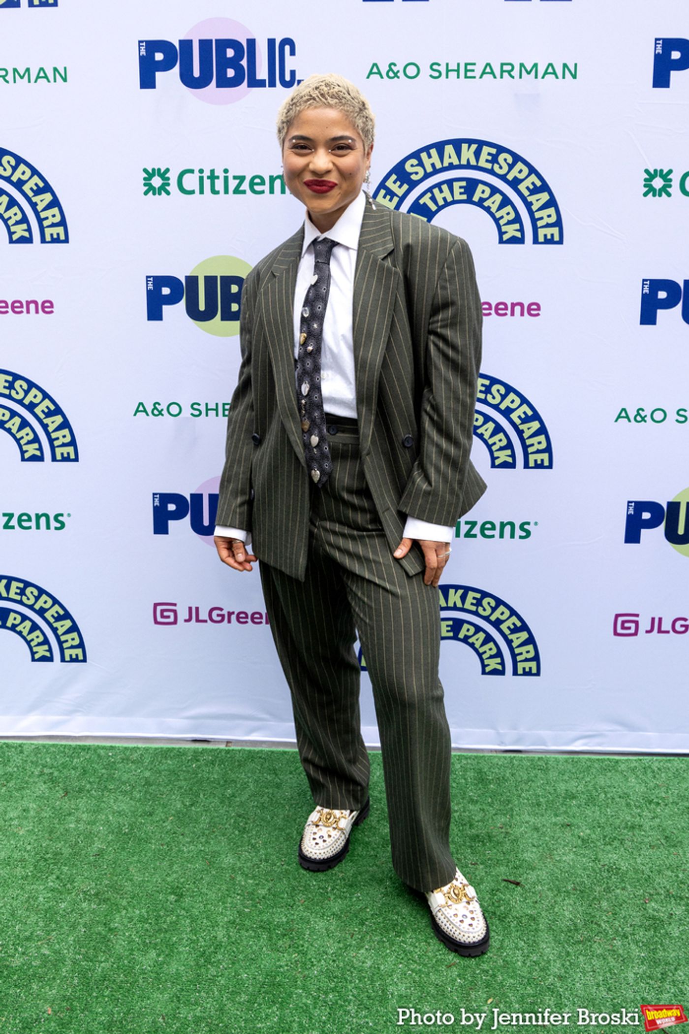 Photos: TWELFTH NIGHT Cast Celebrates Opening Night in the Park  Image