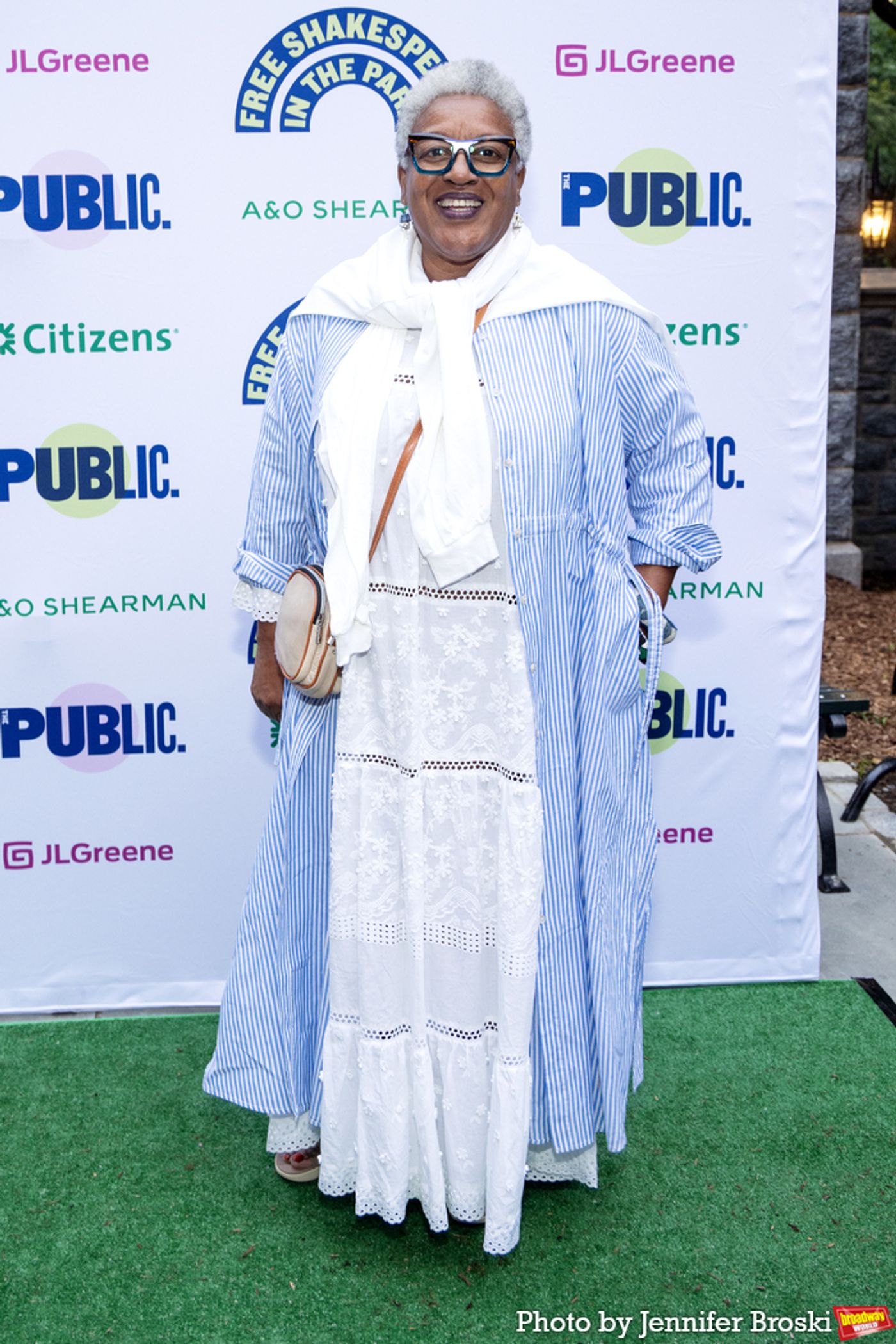 Photos: Stars Walk the Red Carpet for Opening Night of TWELFTH NIGHT  Image