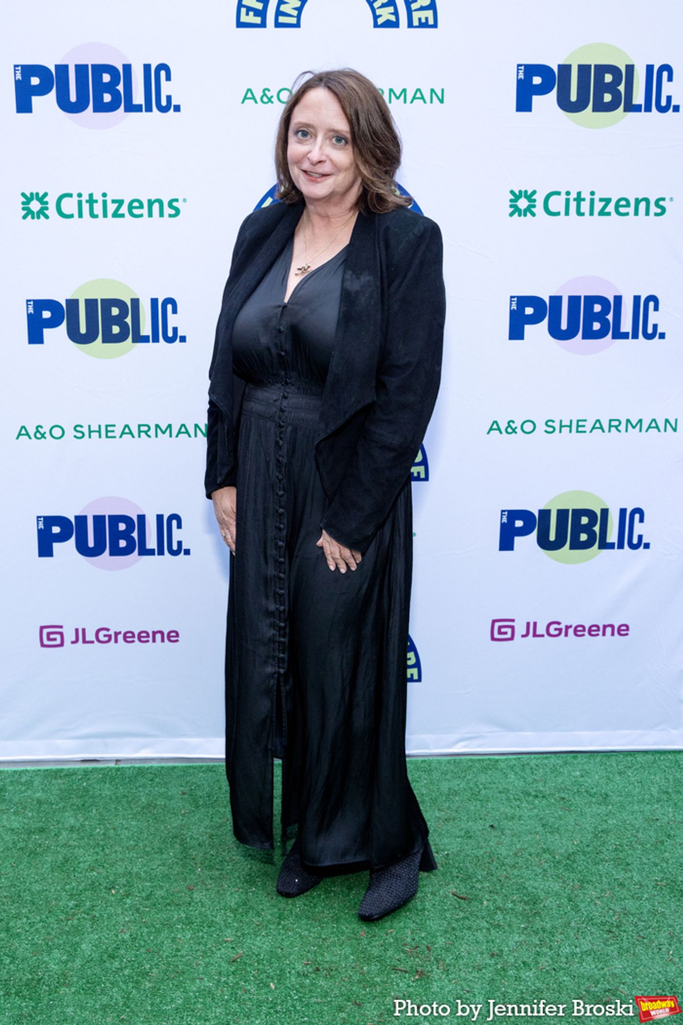 Photos: Stars Walk the Red Carpet for Opening Night of TWELFTH NIGHT  Image