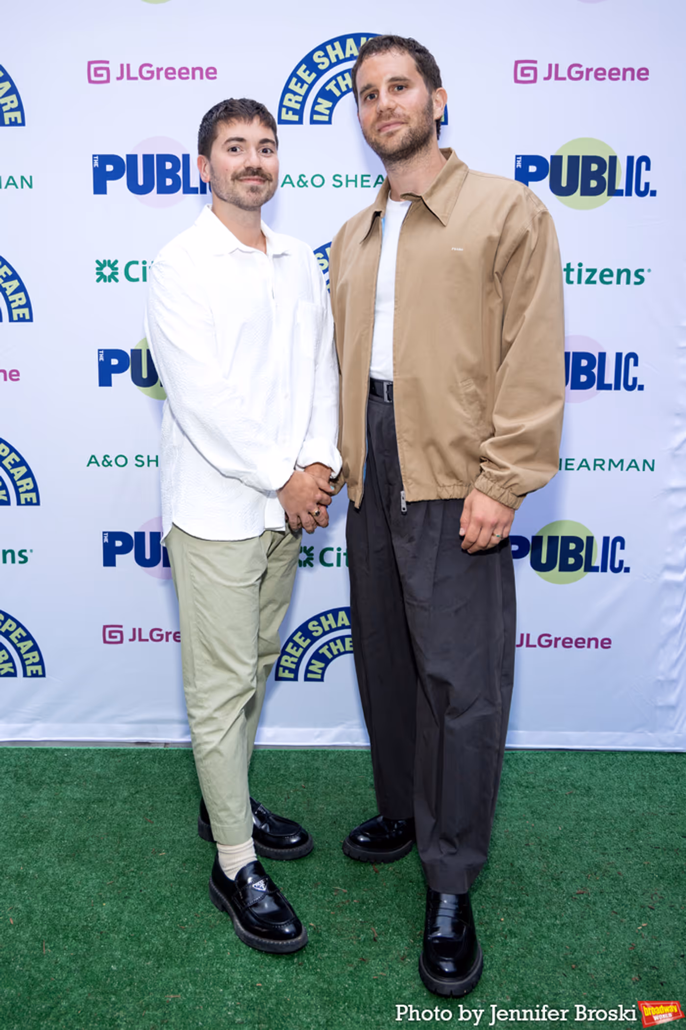 Photos: Stars Walk the Red Carpet for Opening Night of TWELFTH NIGHT  Image