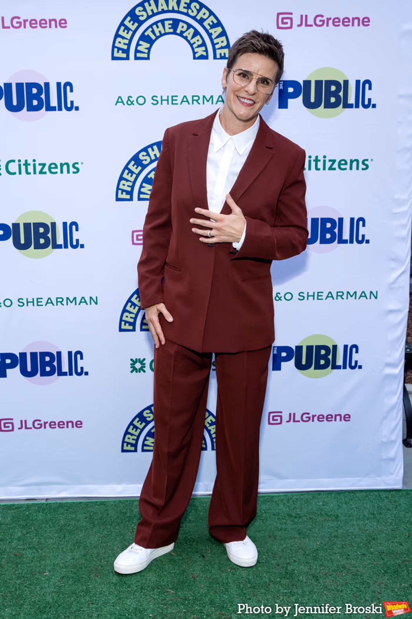 Photos: Stars Walk the Red Carpet for Opening Night of TWELFTH NIGHT  Image