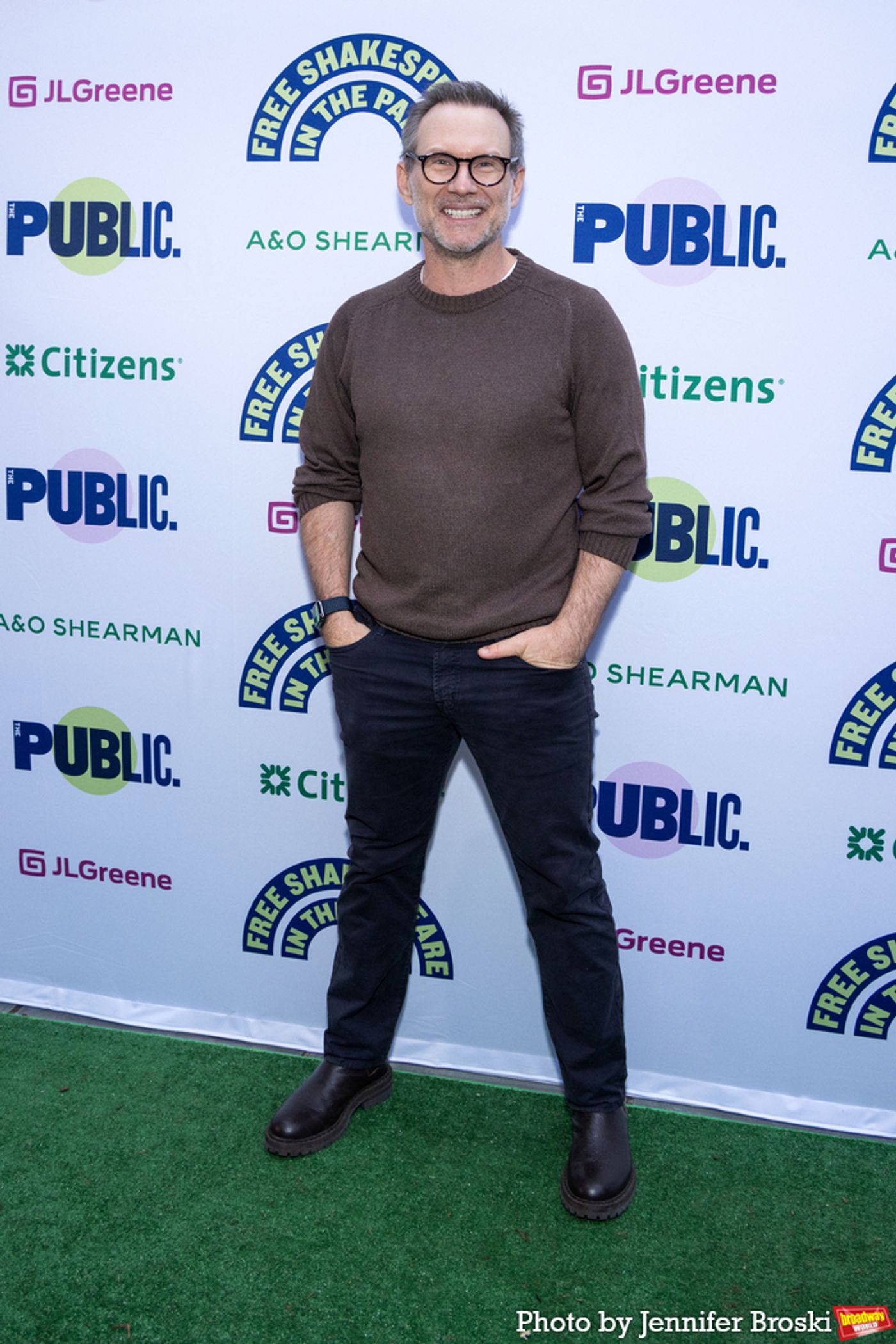 Photos: Stars Walk the Red Carpet for Opening Night of TWELFTH NIGHT  Image