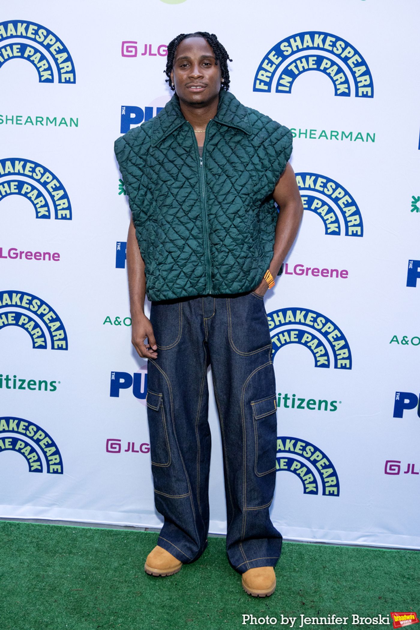 Photos: Stars Walk the Red Carpet for Opening Night of TWELFTH NIGHT  Image