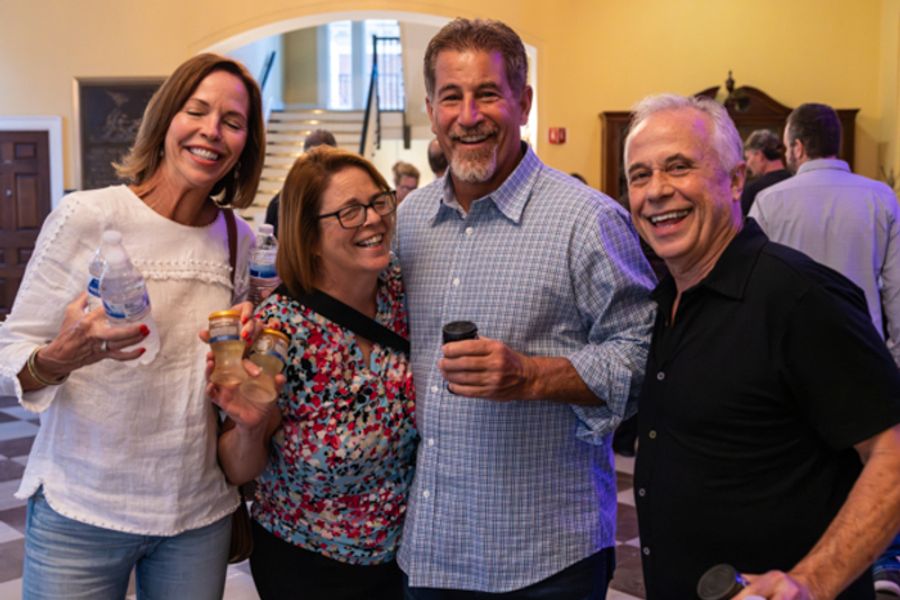 Photos: Jay Leno Arrives at Mount Vernon Arts Consortium Image