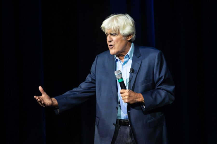 Photos: Jay Leno Arrives at Mount Vernon Arts Consortium Image