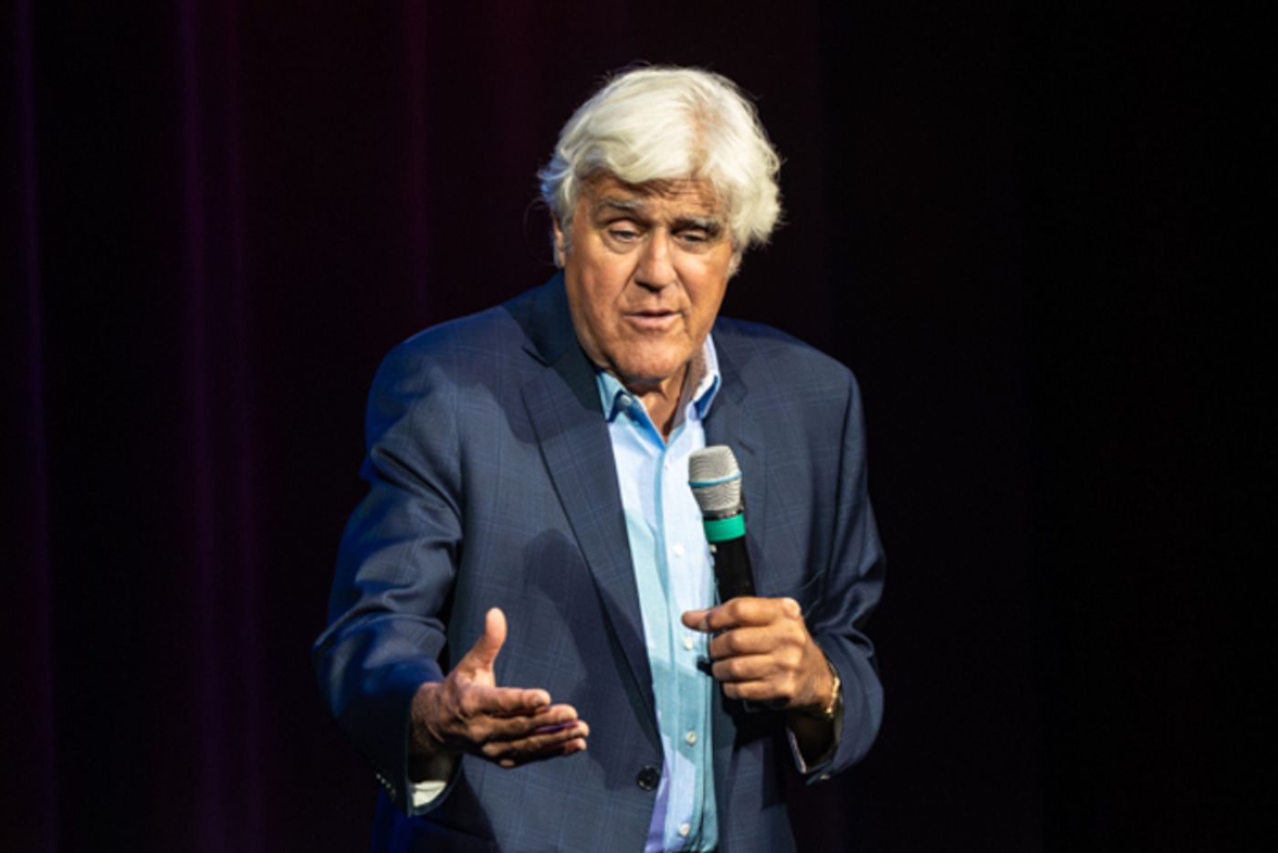 Photos: Jay Leno Arrives at Mount Vernon Arts Consortium  Image