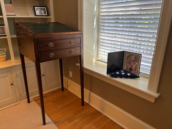 Photos: Oscar Hammerstein II’s Iconic Writing Desk Unveiled At The Oscar Hammerstein Museum Photos: Oscar Hammerstein II’s Iconic Writing Desk Unveiled At The Oscar Hammerstein Museum Image