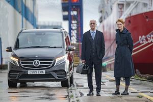 Art Malik and Amanda Collin  Photo