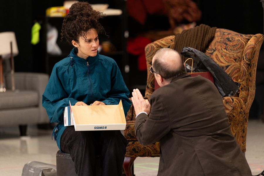 Photos: MR. WOLF In Rehearsal at Steppenwolf Theatre  Image