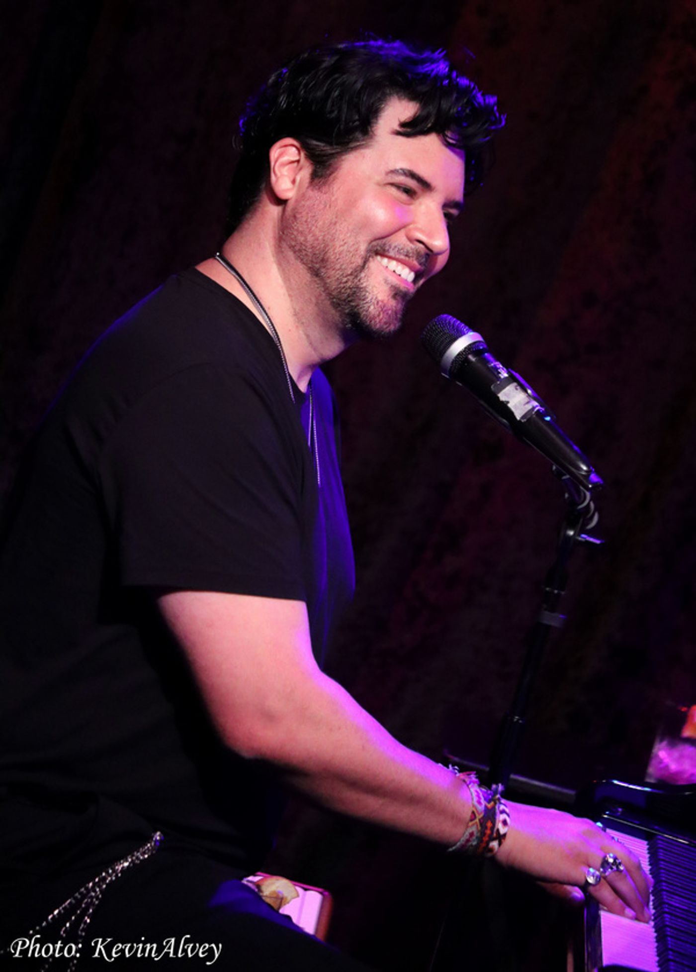 Photos: Frankie Moreno Makes NYC Club Debut At Birdland  Image