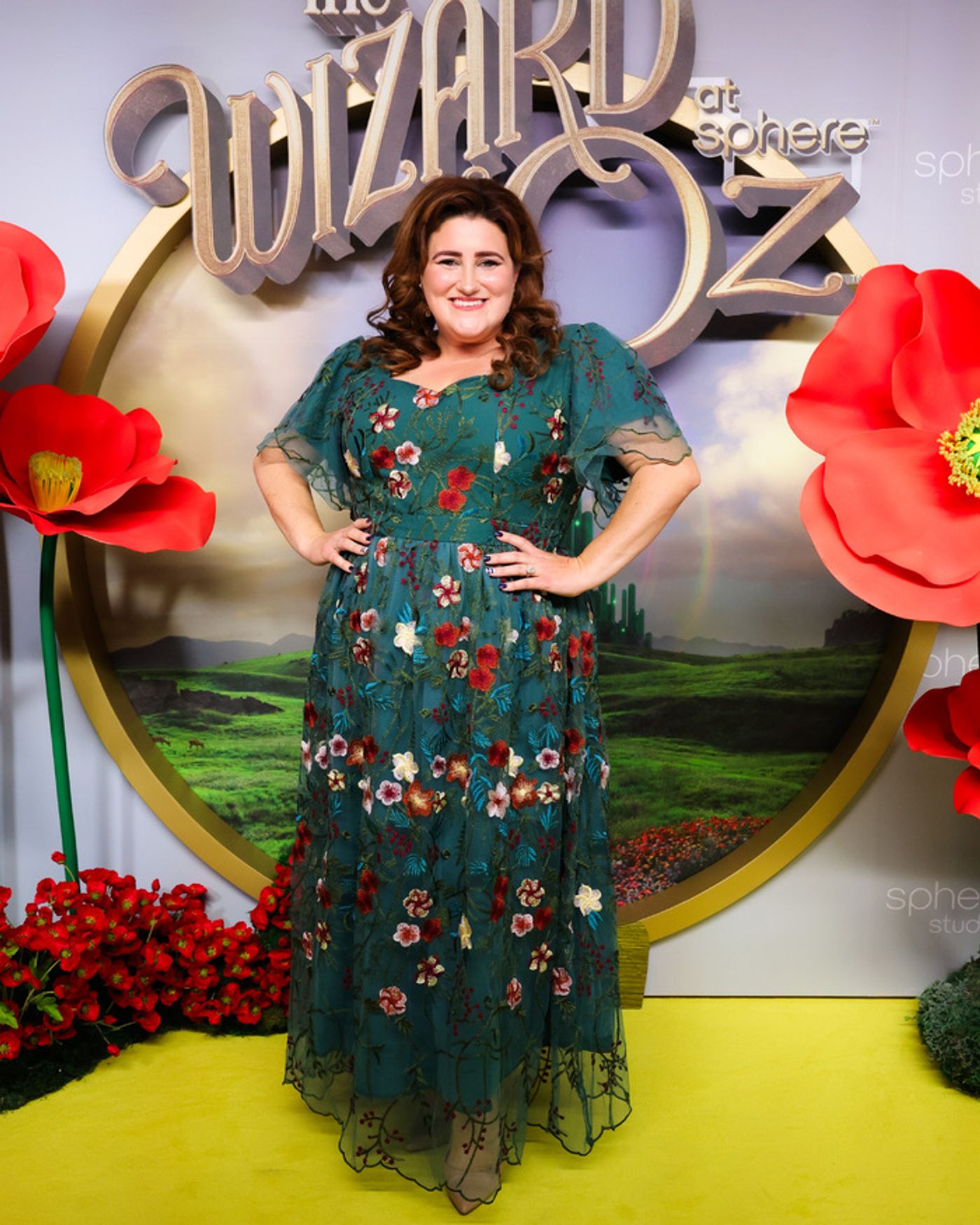 Photos: Lorna Luft, Jessica Vosk, & More Attend THE WIZARD OF OZ AT SPHERE  Image