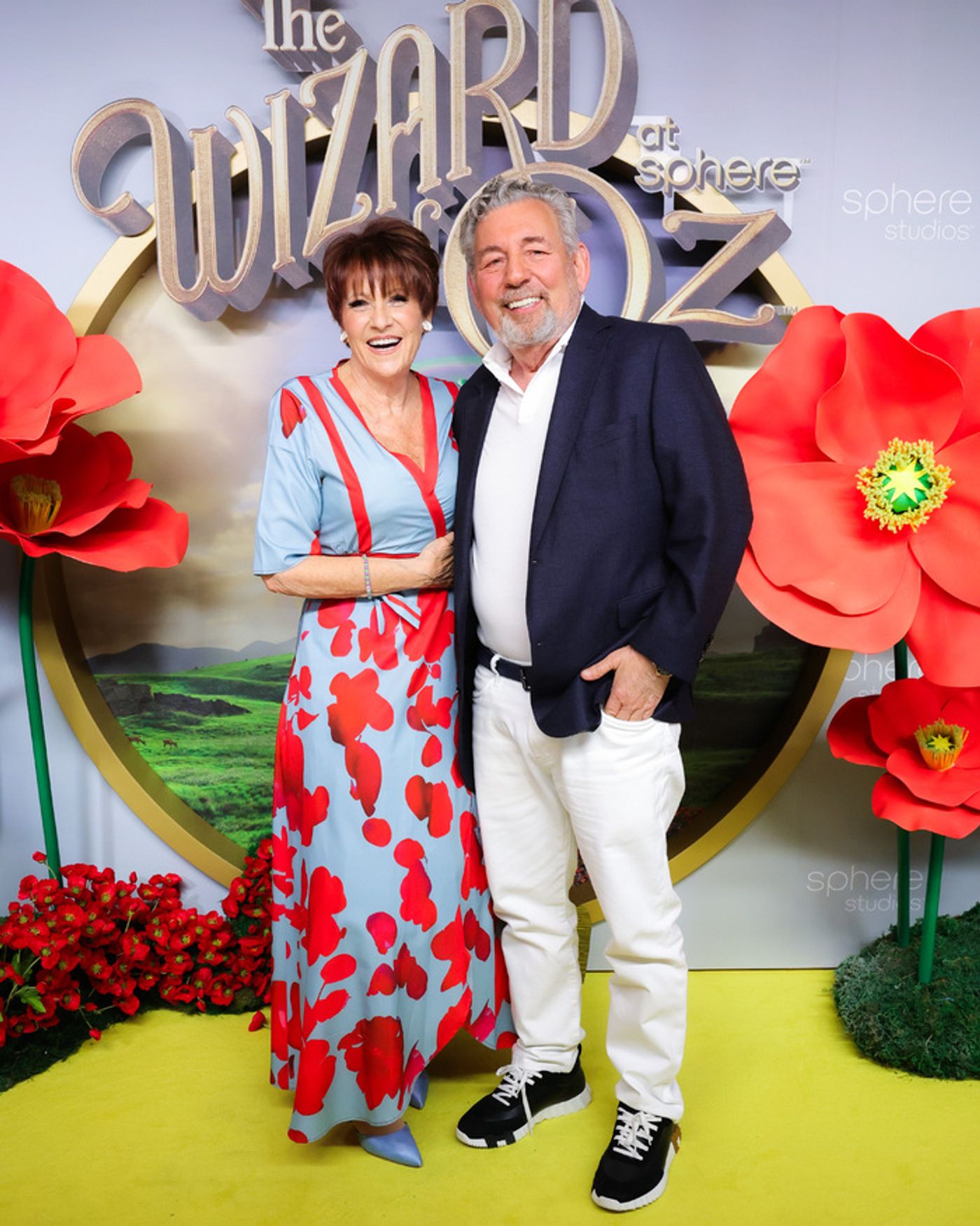 Photos: Lorna Luft, Jessica Vosk, & More Attend THE WIZARD OF OZ AT SPHERE  Image