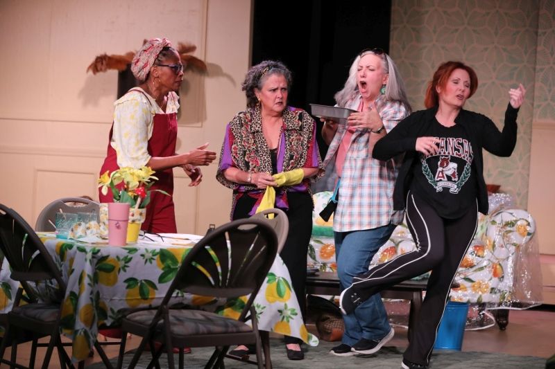 Review: THE BUNCO SQUAD at Murry's Dinner Playhouse  Image